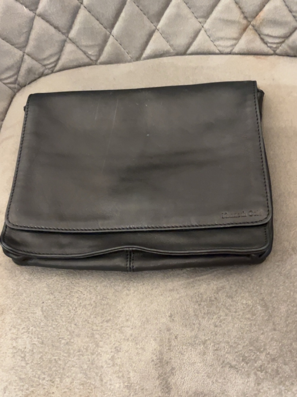 Kenneth Cole Black Leather Messenger Bag